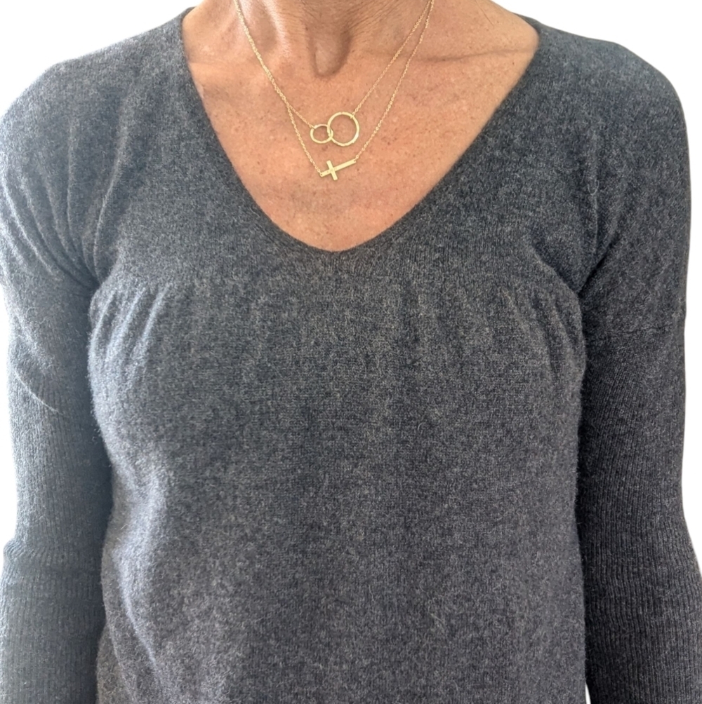 Vince 100% Cashmere Sweater Dress XS Charcoal Gray V Neck - Picture 3 of 7